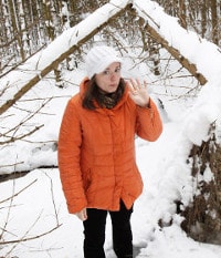 Märchenerzählerin Claudia Edermayer im Winter